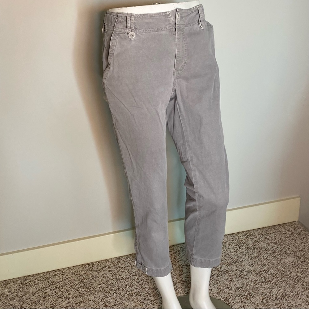 EDDIE BAUER Shaw Light Grey Corduroy Capri Crop Pant Utility Size 8 Tall - Picture 3 of 16